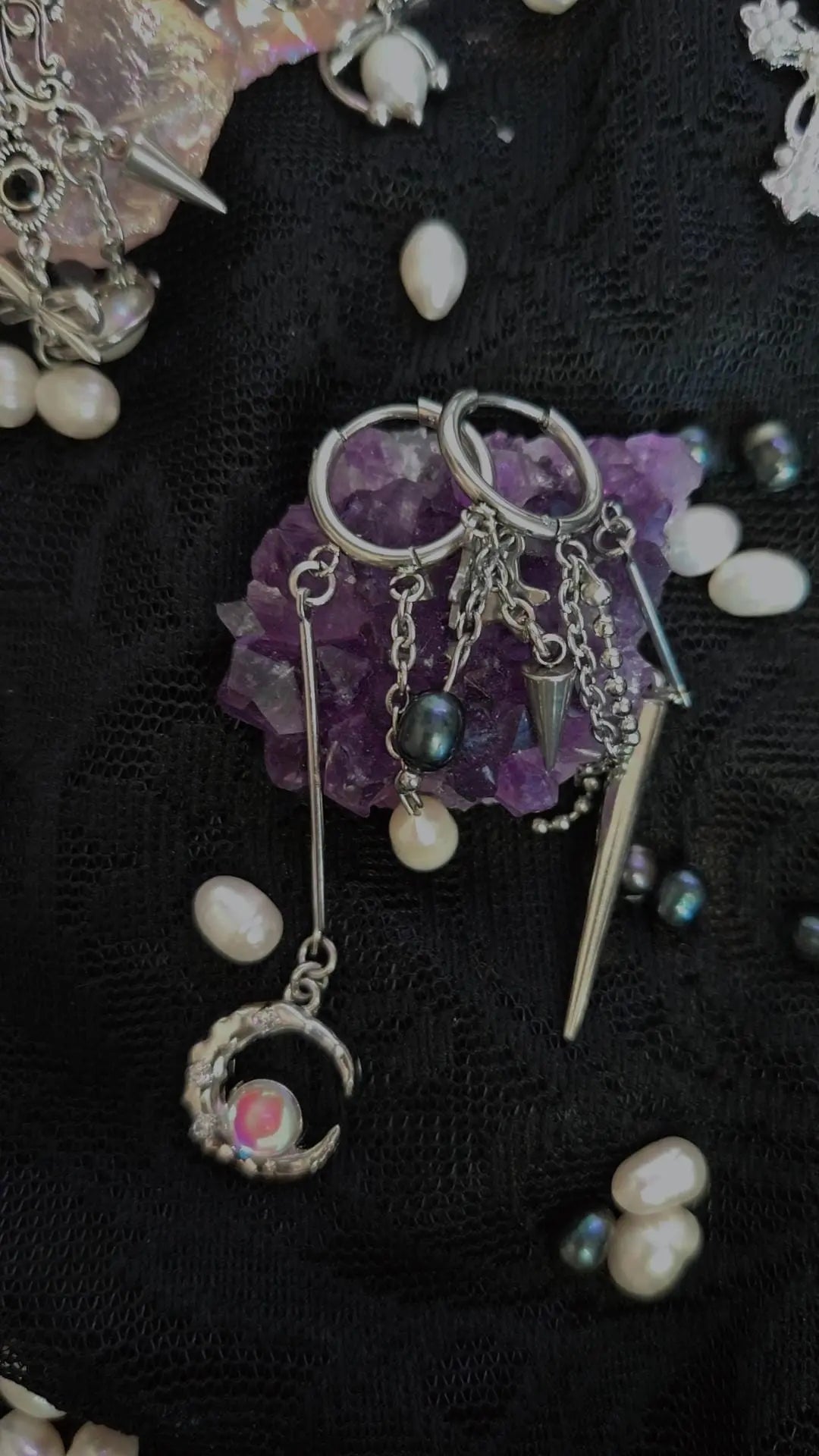 Bartholemew Earrings - Book of Kissu