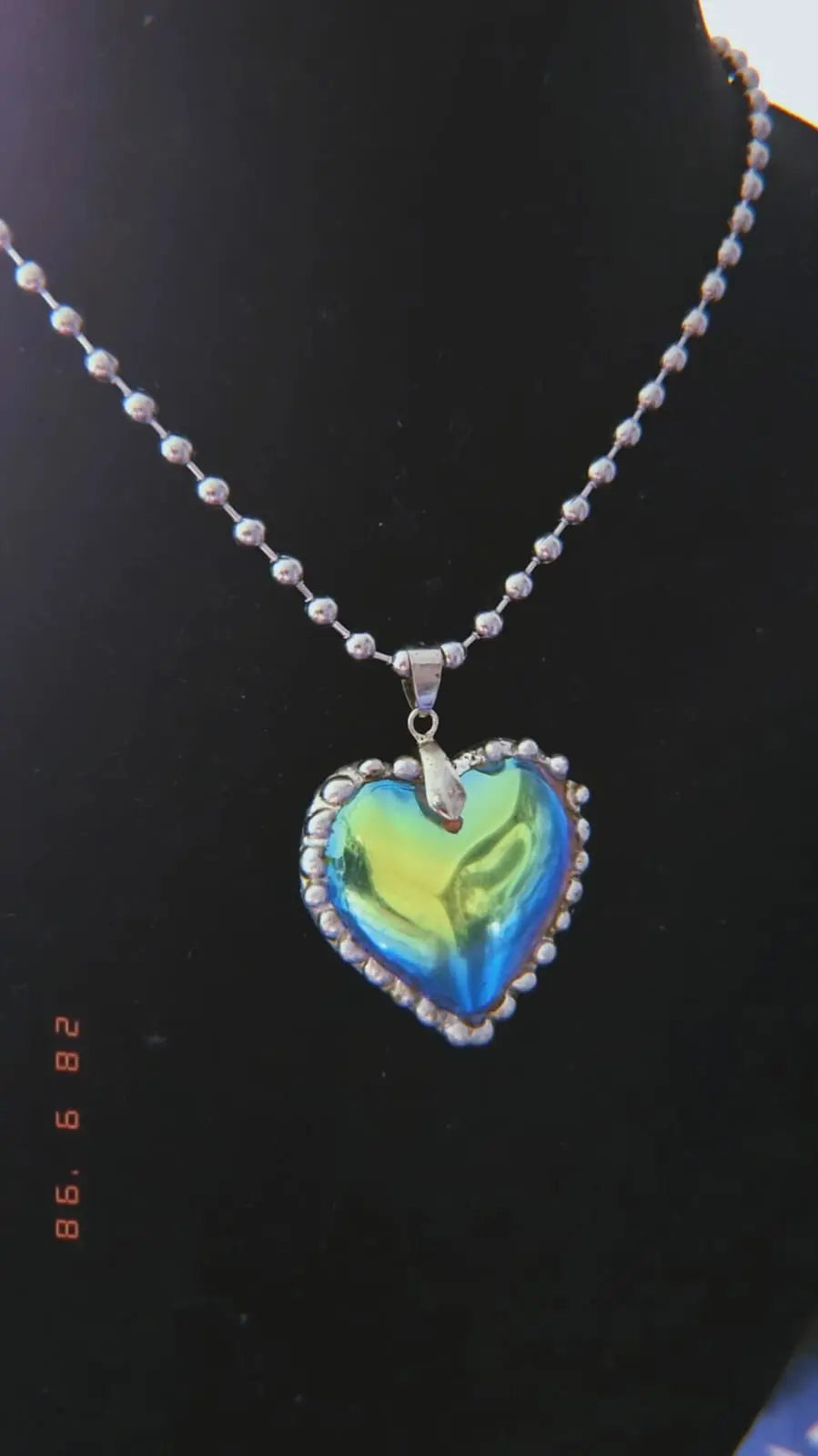 Dreamy Heart Necklace Book of Kissu