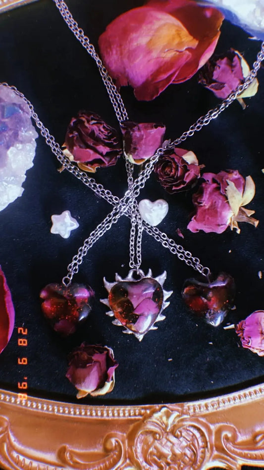 Spiky Heart Necklace Book of Kissu