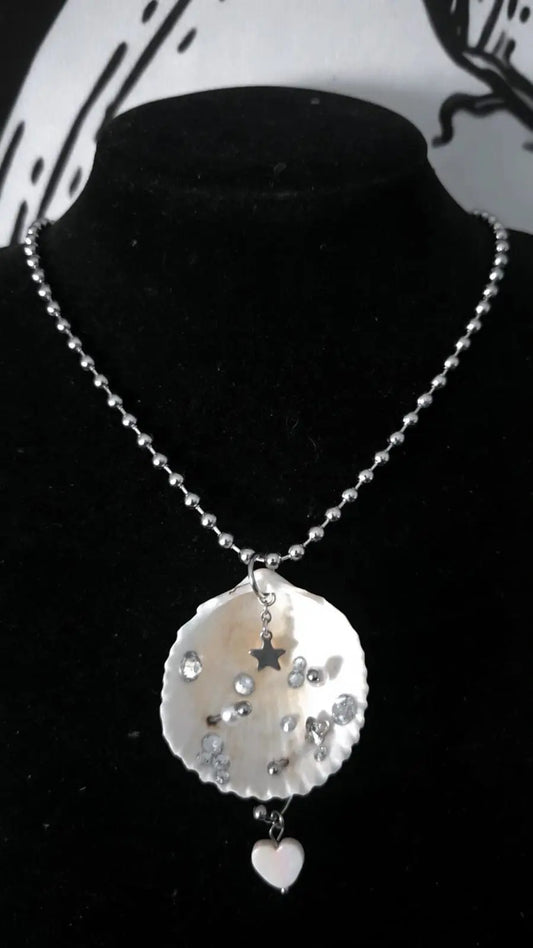 Moonlit Abyss Necklace Book of Kissu