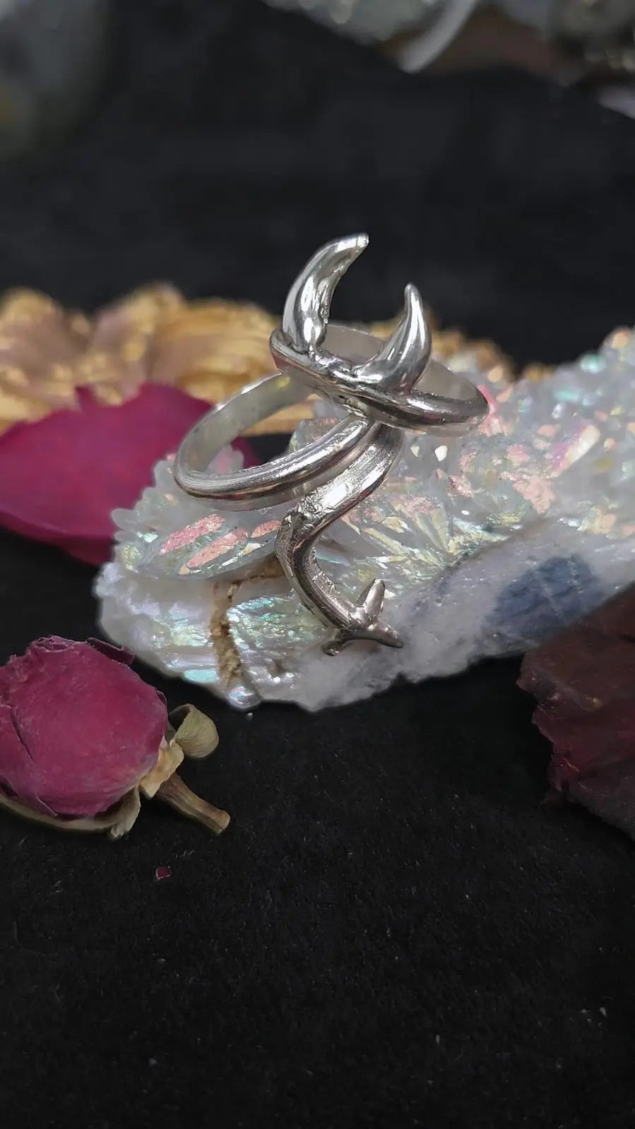 Devilish - UK O / US 7 1/2 Book of Kissu