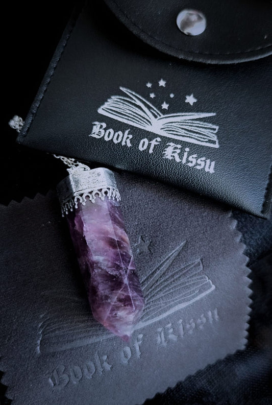 Amelisk Necklace - Book of Kissu