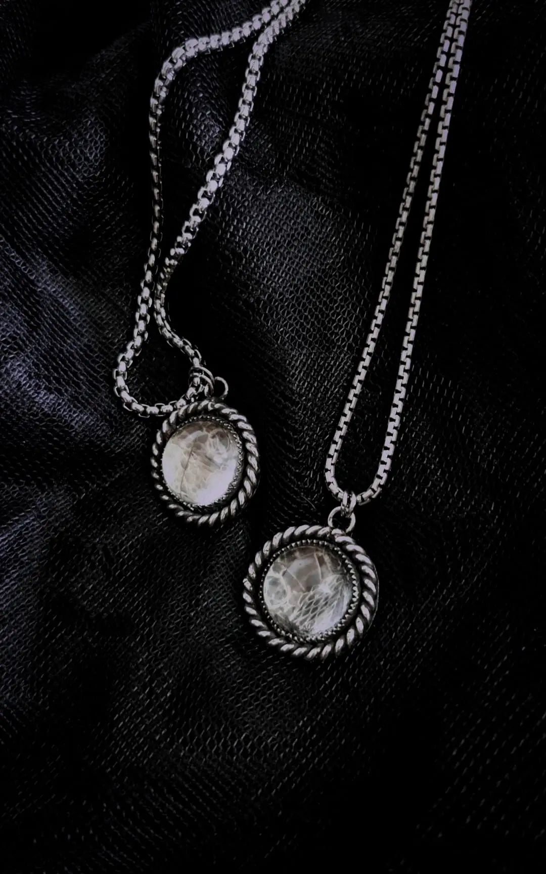 Custom Round Memorial Necklace - Book of Kissu