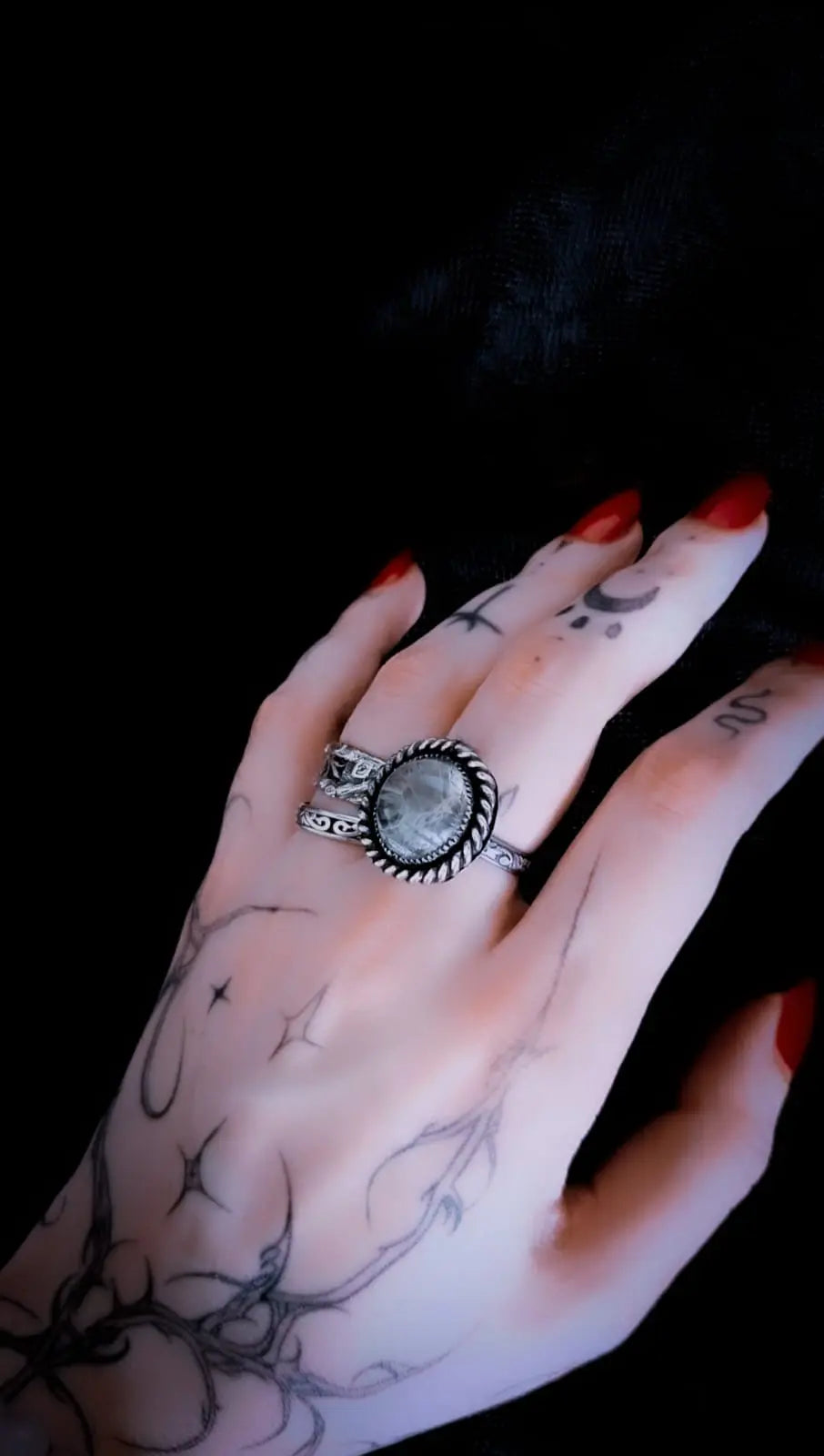 Custom Round Memorial Ring - Book of Kissu