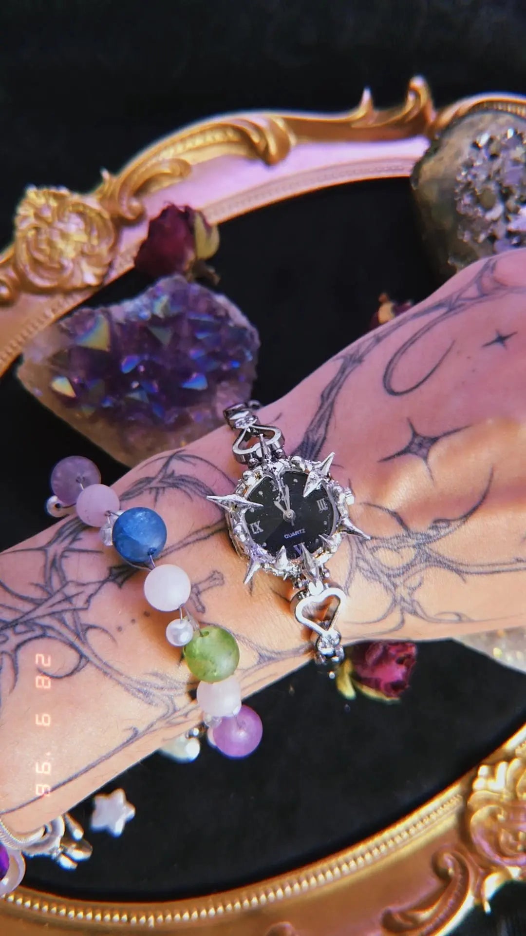 Subtle Beauty watch - Book of Kissu