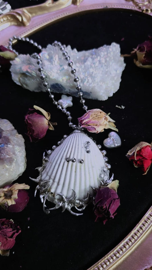 Siren’s Armor Necklace