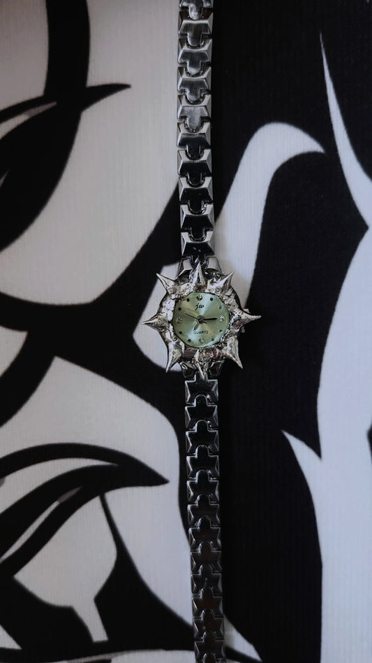 Petite Green watch