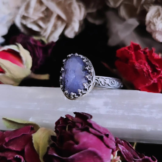 Unique Tanzanite Ring
