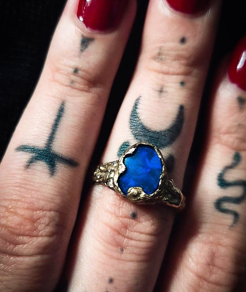 Molten Blue Ring Book of Kissu