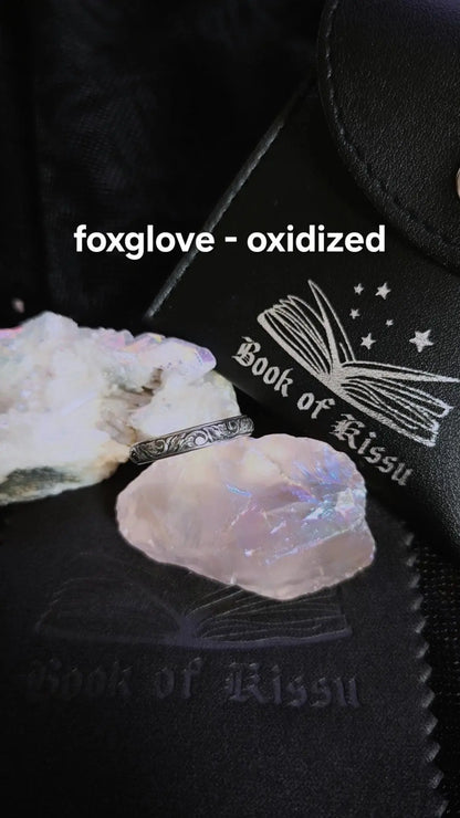 Stackable Rings - Book of Kissu