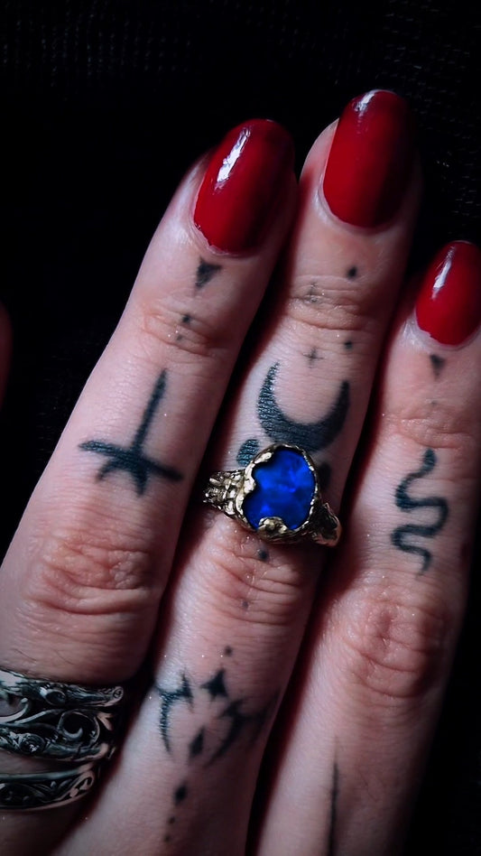 Molten Blue Ring Book of Kissu